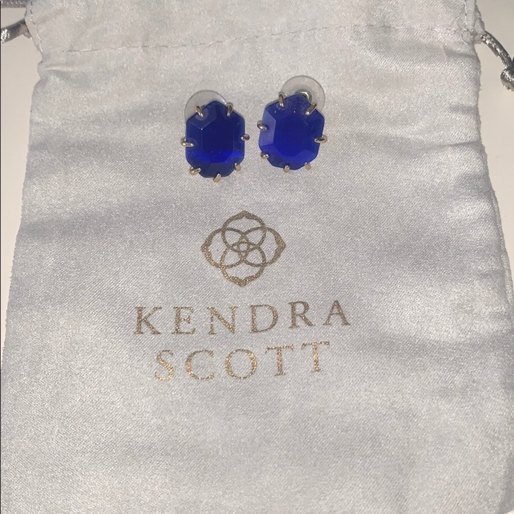 Kendra Scott earrings